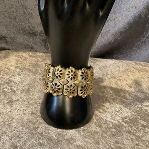 Vintage Coro Wide Gold Floral Link Bracelet